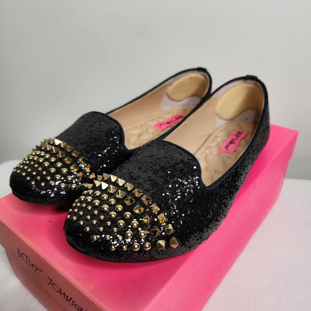 Betsey Johnson Black Sparkly Bambbi Flats, Sz 8.5